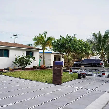House In Dania Beach Esterno foto