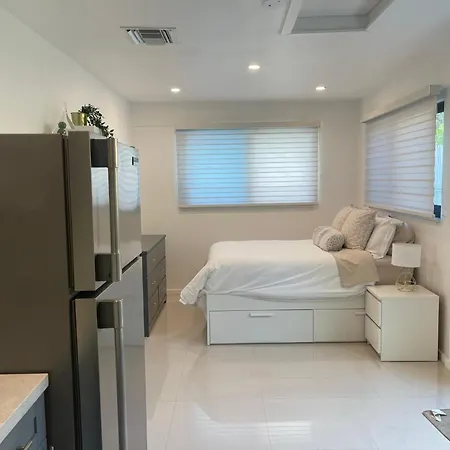 House In Dania Beach Esterno foto