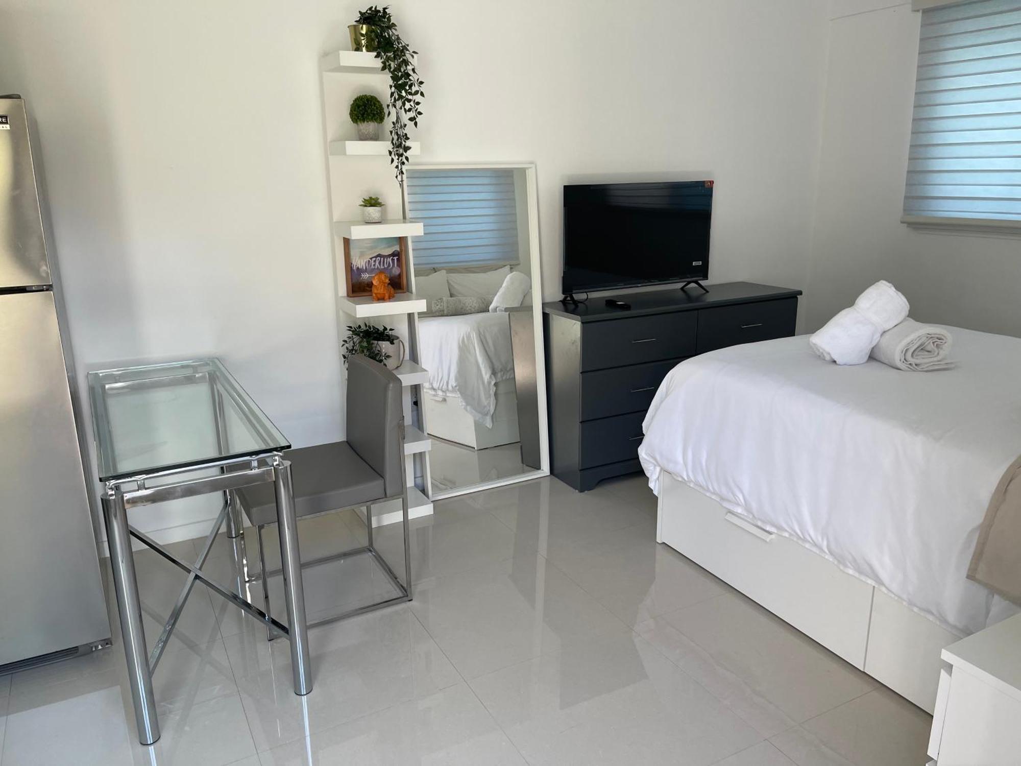 Apartment House In Dania Dania Beach